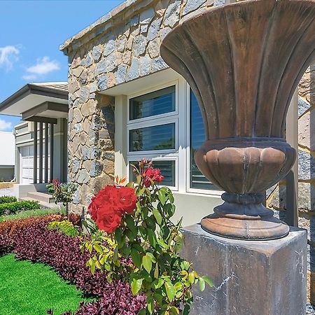 Lavender Manor Bnb Bed and Breakfast Alkimos Exterior foto